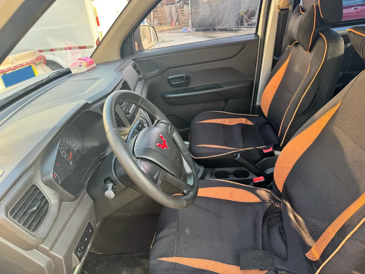 2022 JinBei Little Sea Lion X30 1.5L 102HP L4 5MT,autocango,china used car exporter,china ev exporter,chinese used car exporter,chinese used ev exporter