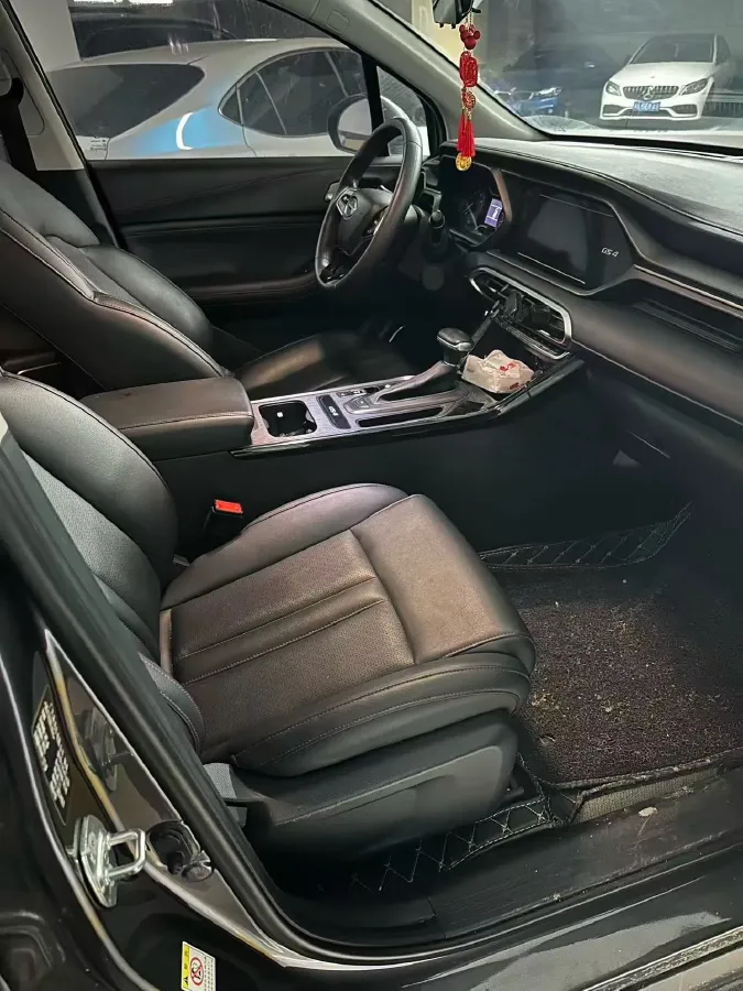 2021 GAC Trumpchi GS4 1.5T 169HP L4 6AT,autocango,china used car exporter,china ev exporter,chinese used car exporter,chinese used ev exporter