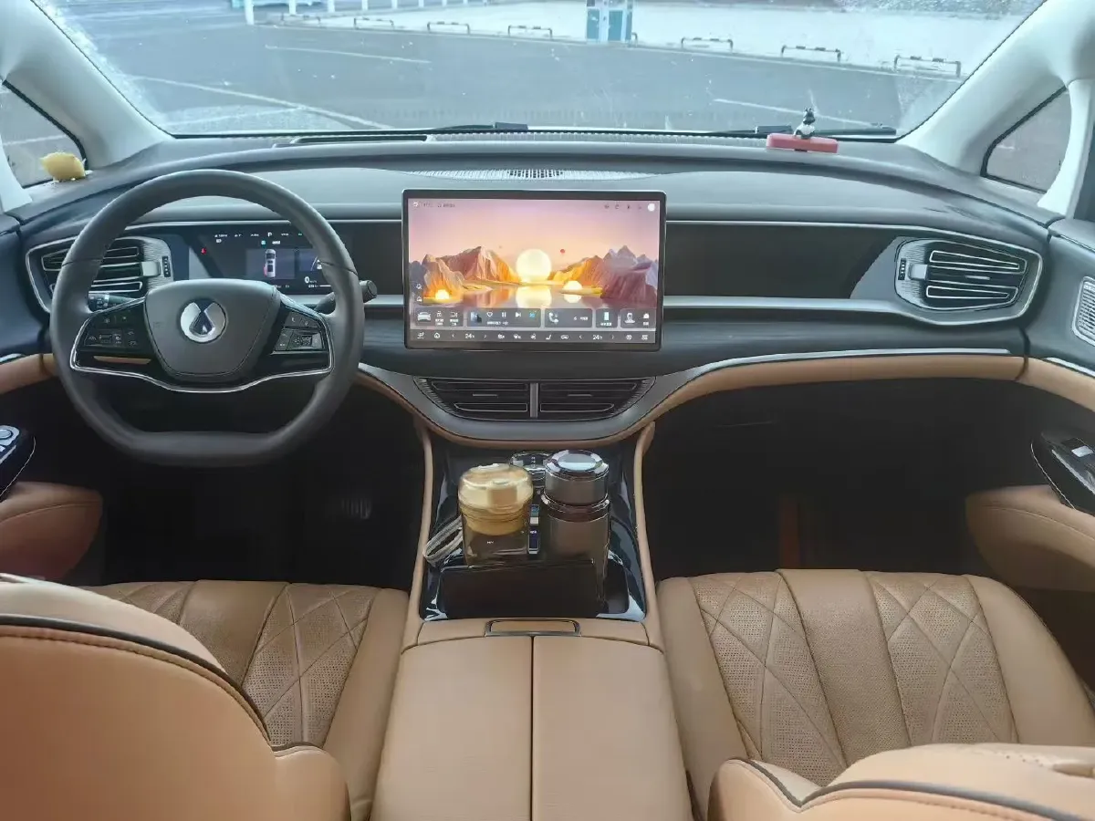 2025 Denza D9 1.5T 156HP L4 E-CVT PHEV 40KWH,autocango,china used car exporter,china ev exporter,chinese used car exporter,chinese used ev exporter