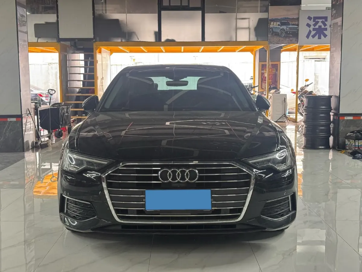 2021 Audi A6L 2.0T 224HP L4 7DCT,autocango,china used car exporter,china ev exporter,chinese used car exporter,chinese used ev exporter