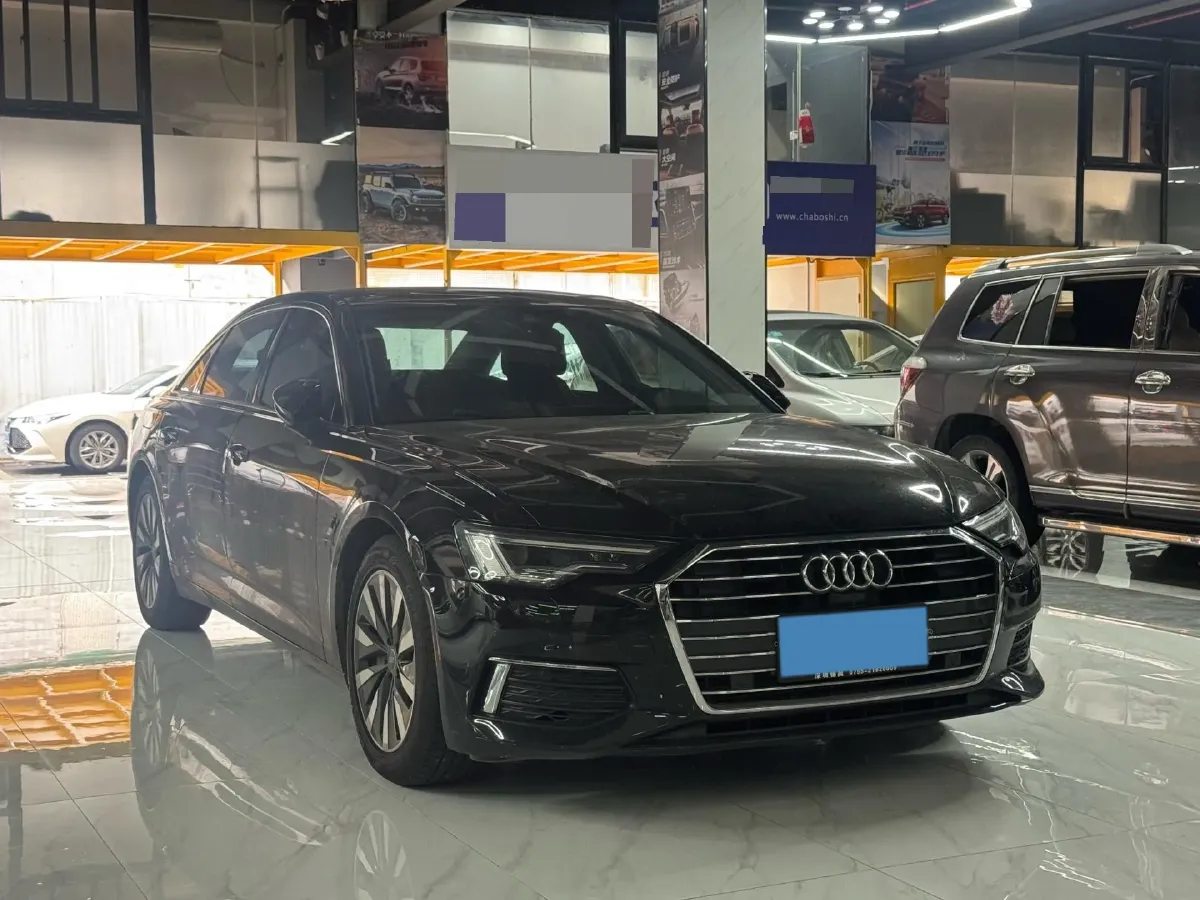 2021 Audi A6L 2.0T 224HP L4 7DCT,autocango,china used car exporter,china ev exporter,chinese used car exporter,chinese used ev exporter
