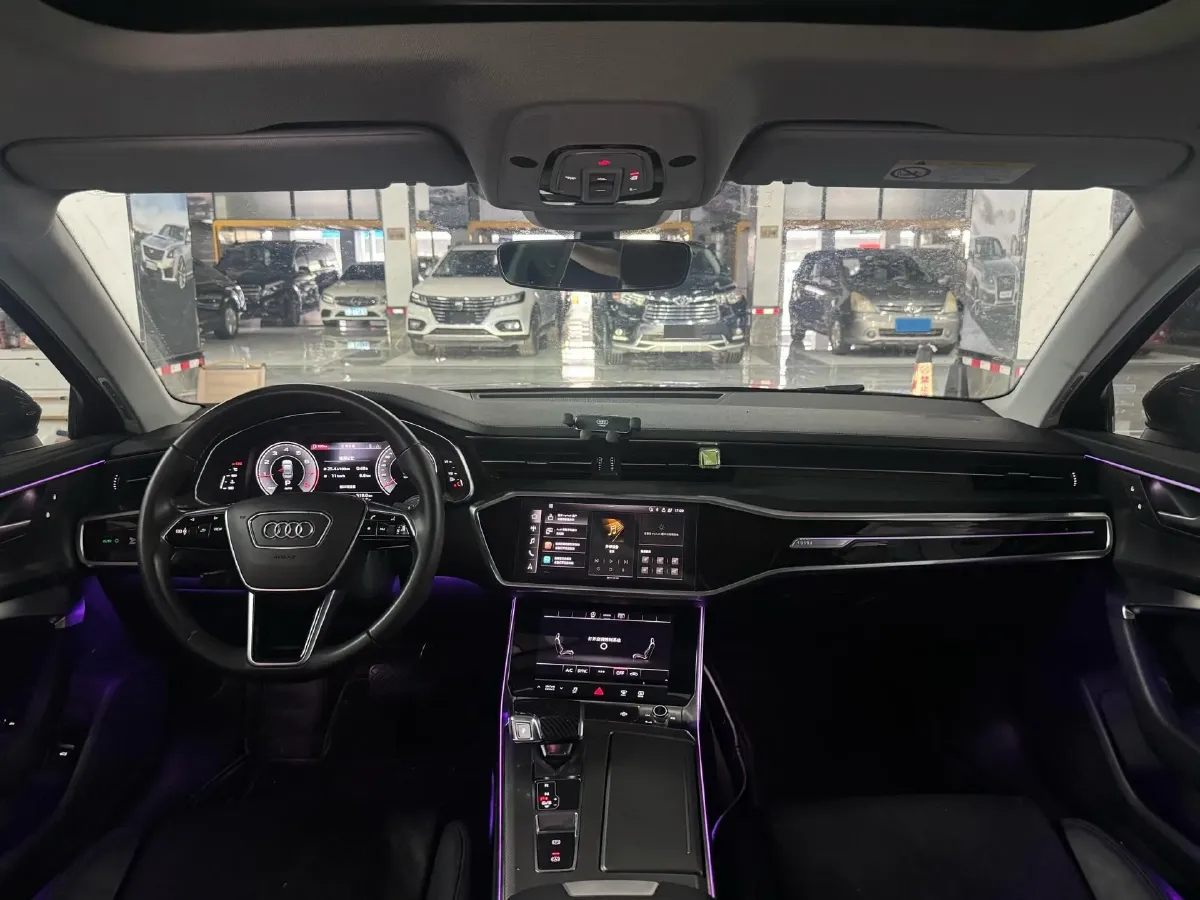 2021 Audi A6L 2.0T 224HP L4 7DCT,autocango,china used car exporter,china ev exporter,chinese used car exporter,chinese used ev exporter