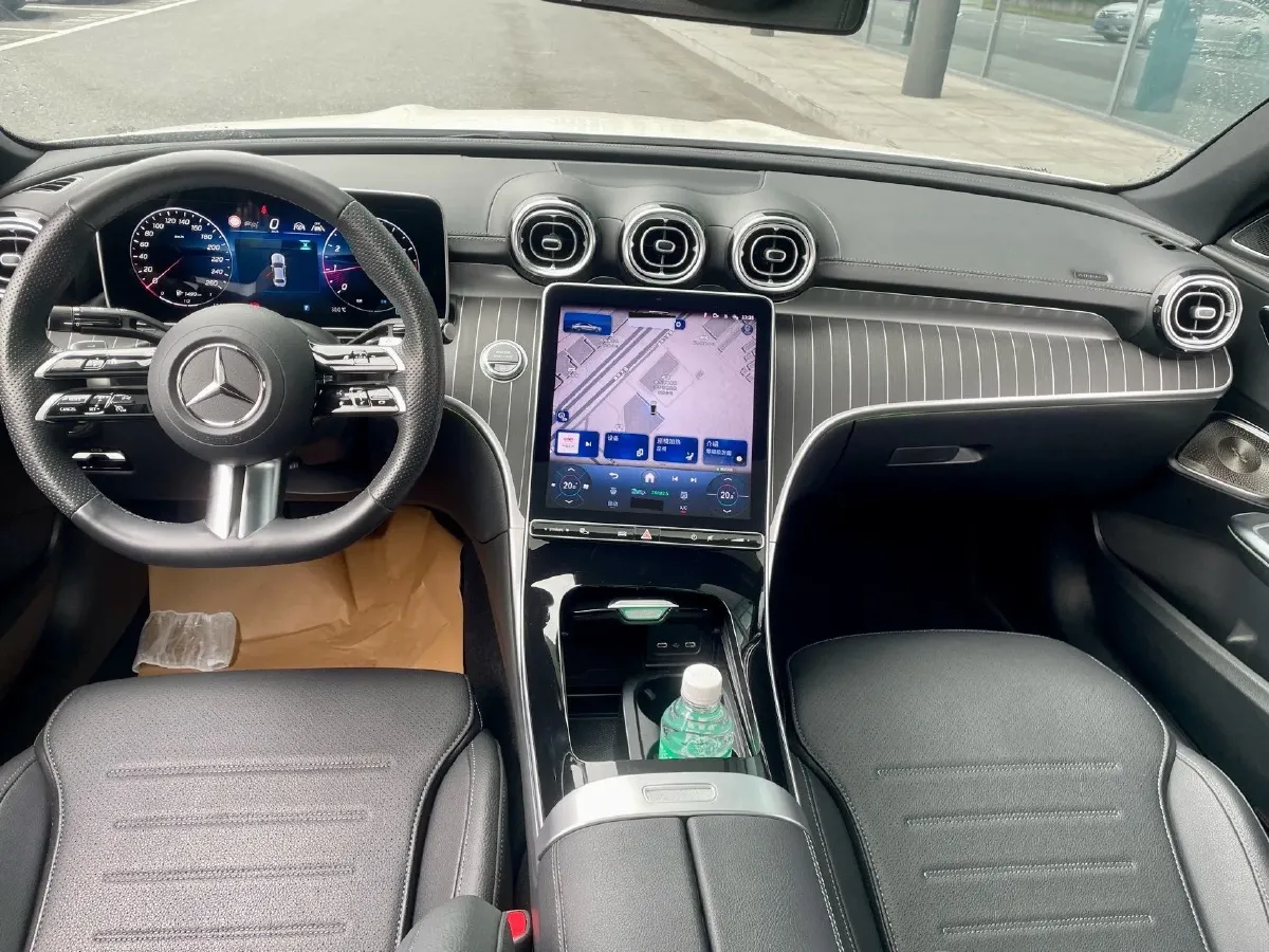 2025 Mercedes-Benz C Class 1.5T 204HP L4 9AT,autocango,china used car exporter,china ev exporter,chinese used car exporter,chinese used ev exporter