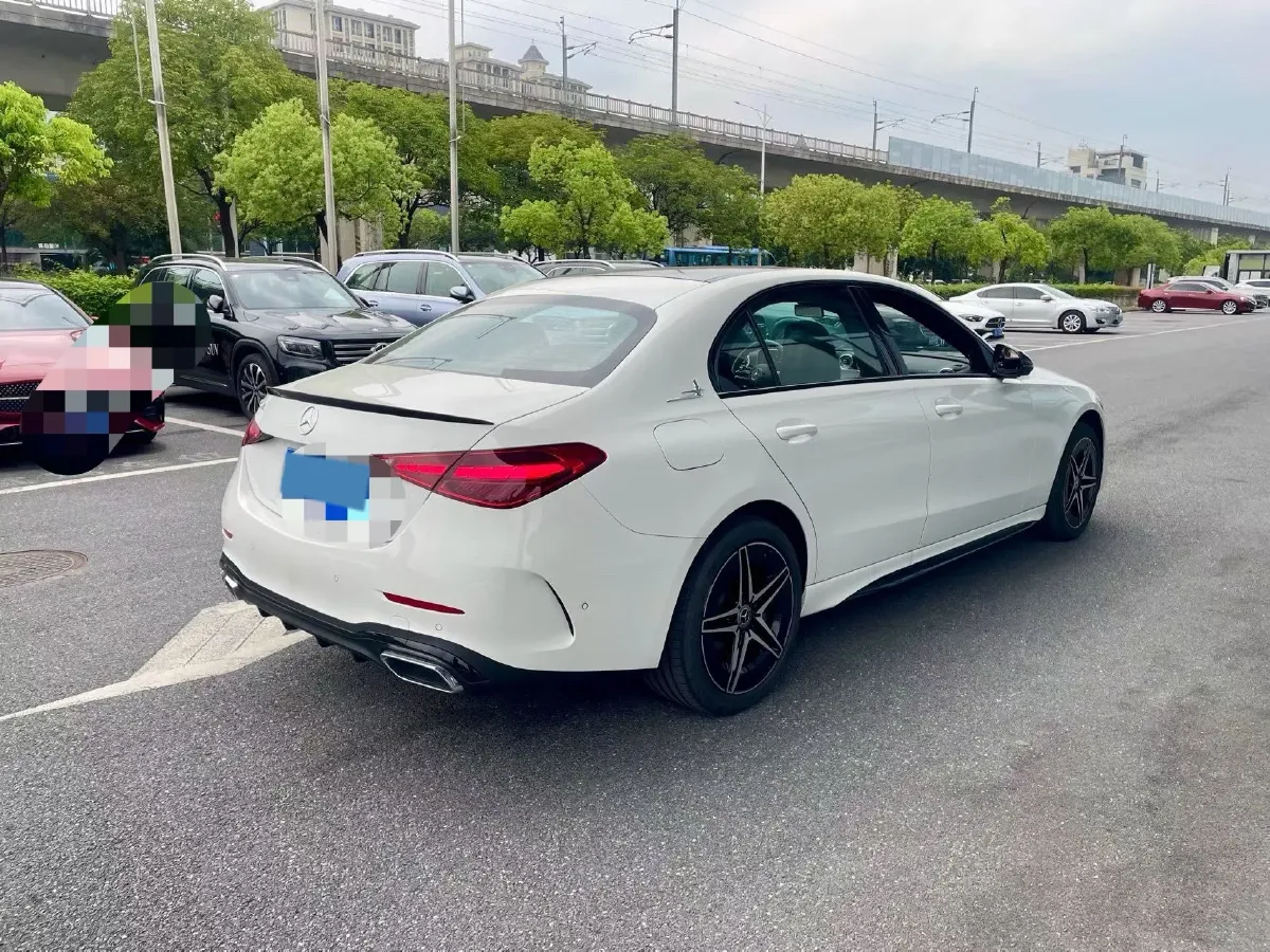 2025 Mercedes-Benz C Class 1.5T 204HP L4 9AT,autocango,china used car exporter,china ev exporter,chinese used car exporter,chinese used ev exporter