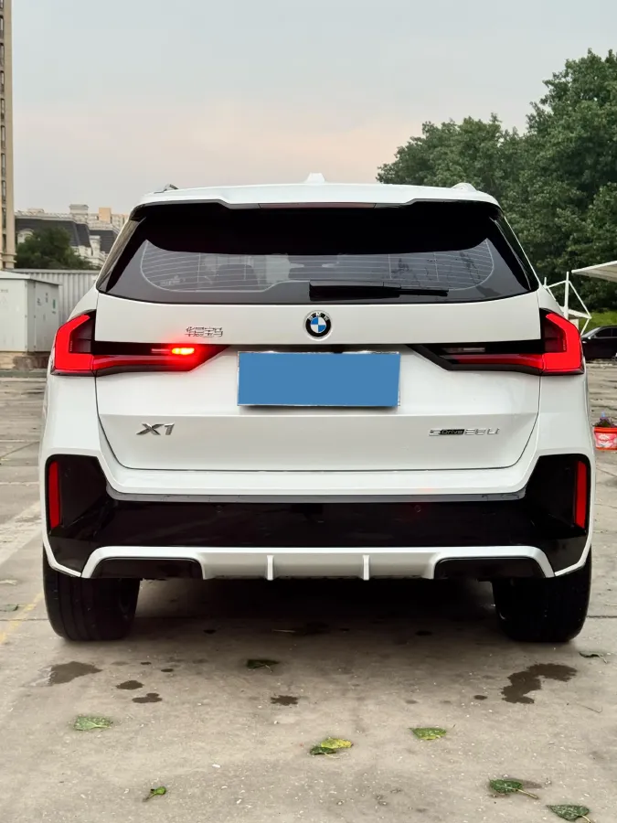 2024 BMW X1 2.0T 204HP L4 7DCT,autocango,china used car exporter,china ev exporter,chinese used car exporter,chinese used ev exporter