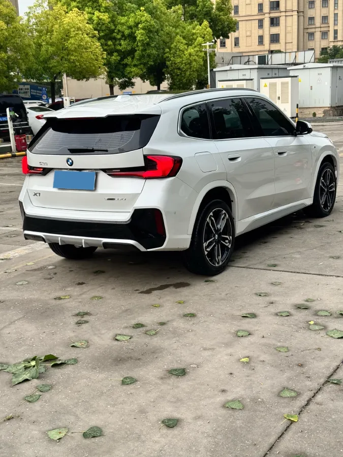 2024 BMW X1 2.0T 204HP L4 7DCT,autocango,china used car exporter,china ev exporter,chinese used car exporter,chinese used ev exporter