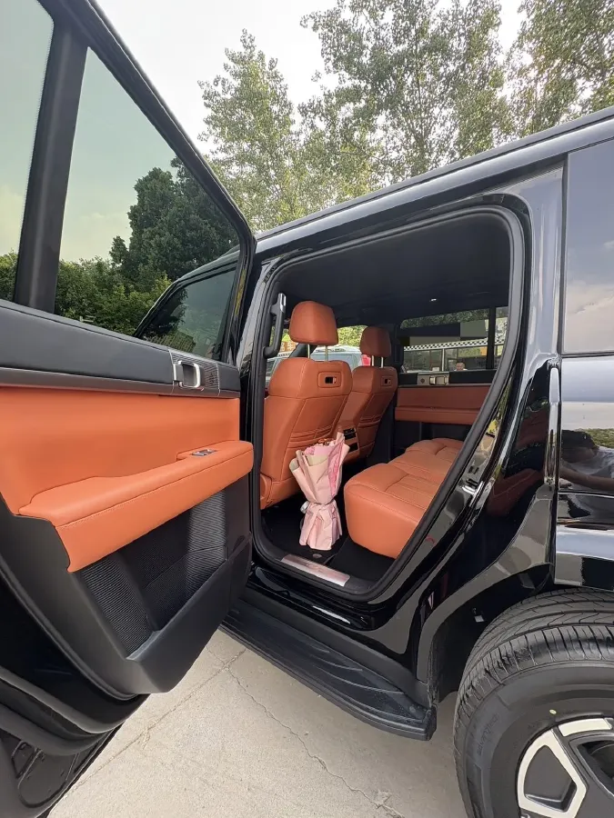 2025 FangChengBao Tai 7 1.5T 156HP L4 E-CVT PHEV,autocango,china used car exporter,china ev exporter,chinese used car exporter,chinese used ev exporter
