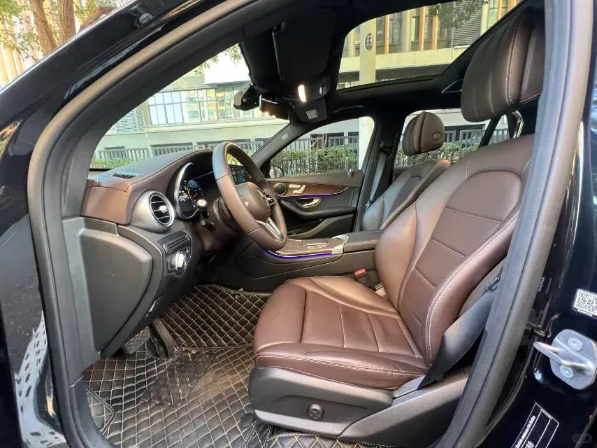2021 Mercedes-Benz GLC Class 2.0T 197HP L4 9AT,autocango,china used car exporter,china ev exporter,chinese used car exporter,chinese used ev exporter