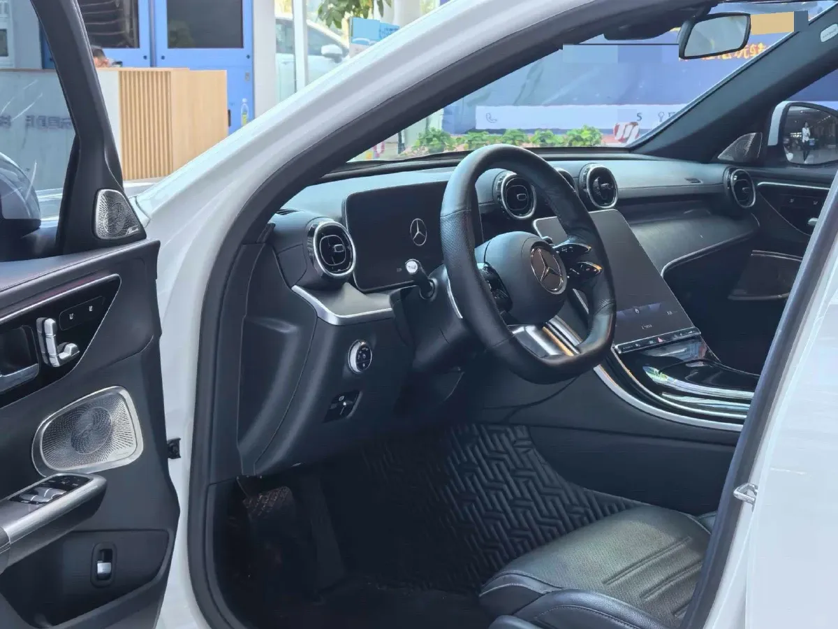 2022 Mercedes-Benz C Class 1.5T 170HP L4 9AT,autocango,china used car exporter,china ev exporter,chinese used car exporter,chinese used ev exporter