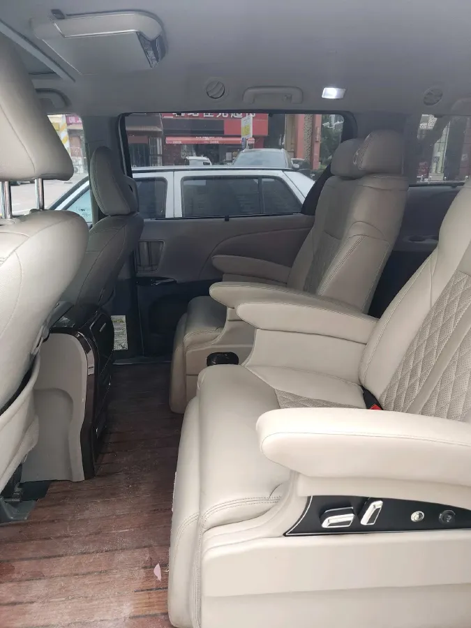 2019 Toyota Avalon 2.0L 178HP L4 CVT,autocango,china used car exporter,china ev exporter,chinese used car exporter,chinese used ev exporter
