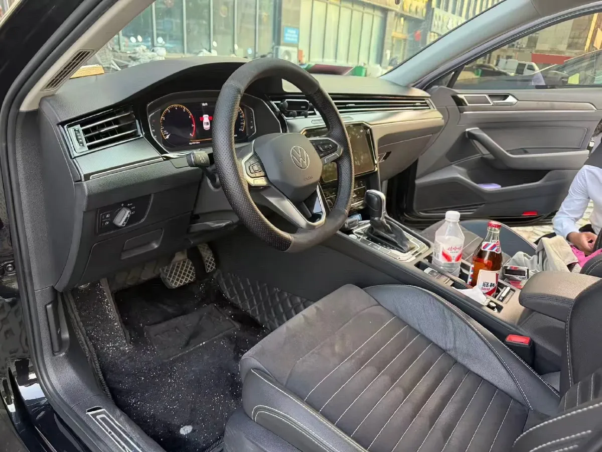 2020 Volkswagen Magotan 2.0T 186HP L4 7DCT,autocango,china used car exporter,china ev exporter,chinese used car exporter,chinese used ev exporter
