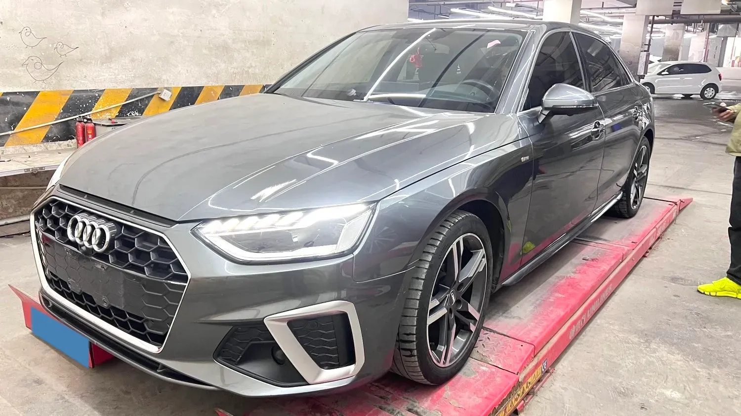 2020 Audi A4L 2.0T 190HP L4 7DCT,autocango,china used car exporter,china ev exporter,chinese used car exporter,chinese used ev exporter