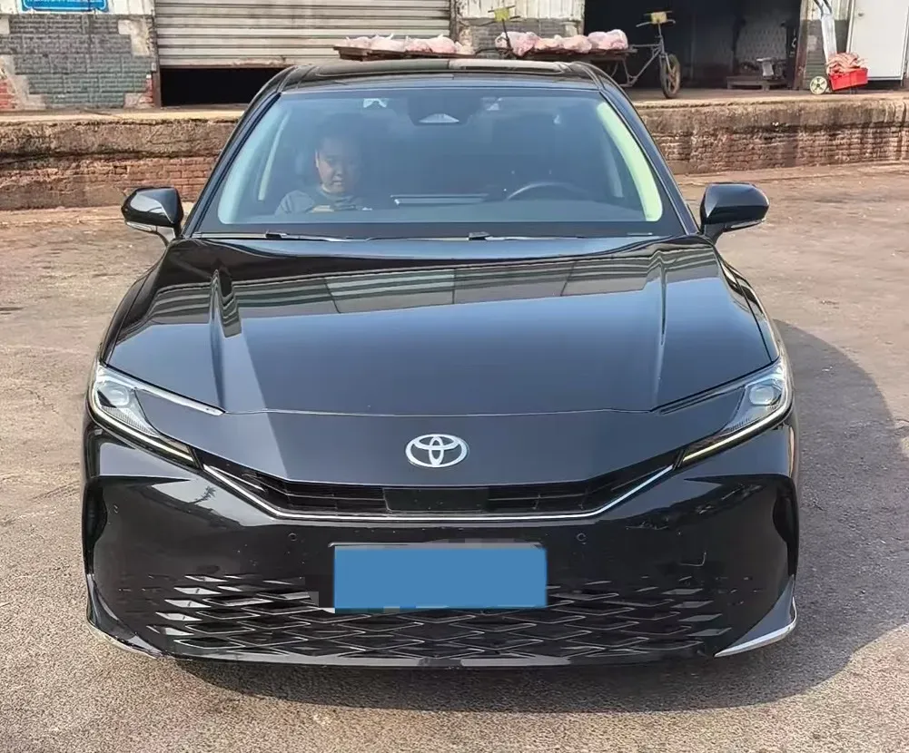 2024 Toyota Camry 2.0L 152HP L4 E-CVT Hybrid,autocango,china used car exporter,china ev exporter,chinese used car exporter,chinese used ev exporter