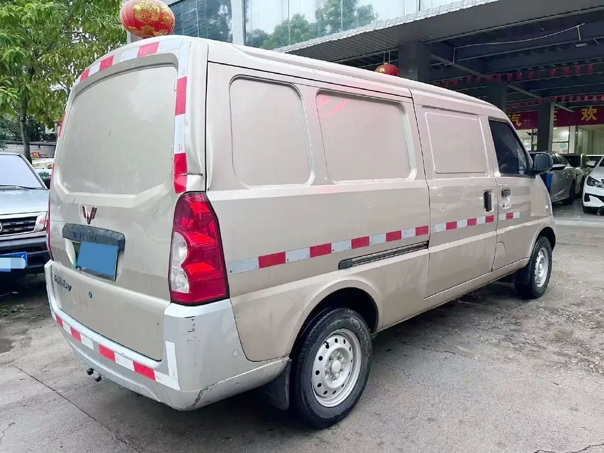 2022 WuLing RongGuang EV BEV 41.6KWH,autocango,china used car exporter,china ev exporter,chinese used car exporter,chinese used ev exporter