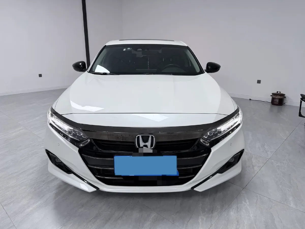 2022 Honda Accord 1.5T 194HP L4 CVT,autocango,china used car exporter,china ev exporter,chinese used car exporter,chinese used ev exporter