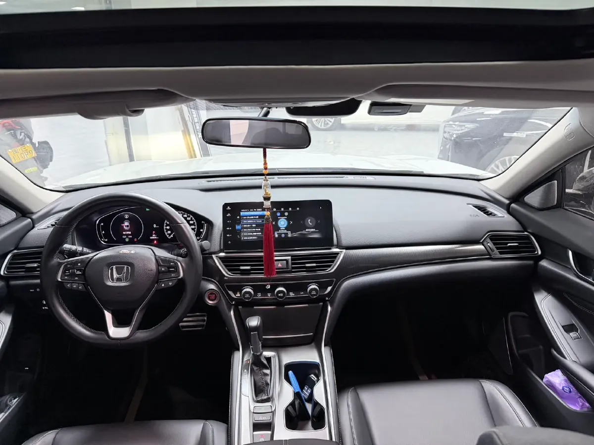 2022 Honda Accord 1.5T 194HP L4 CVT,autocango,china used car exporter,china ev exporter,chinese used car exporter,chinese used ev exporter