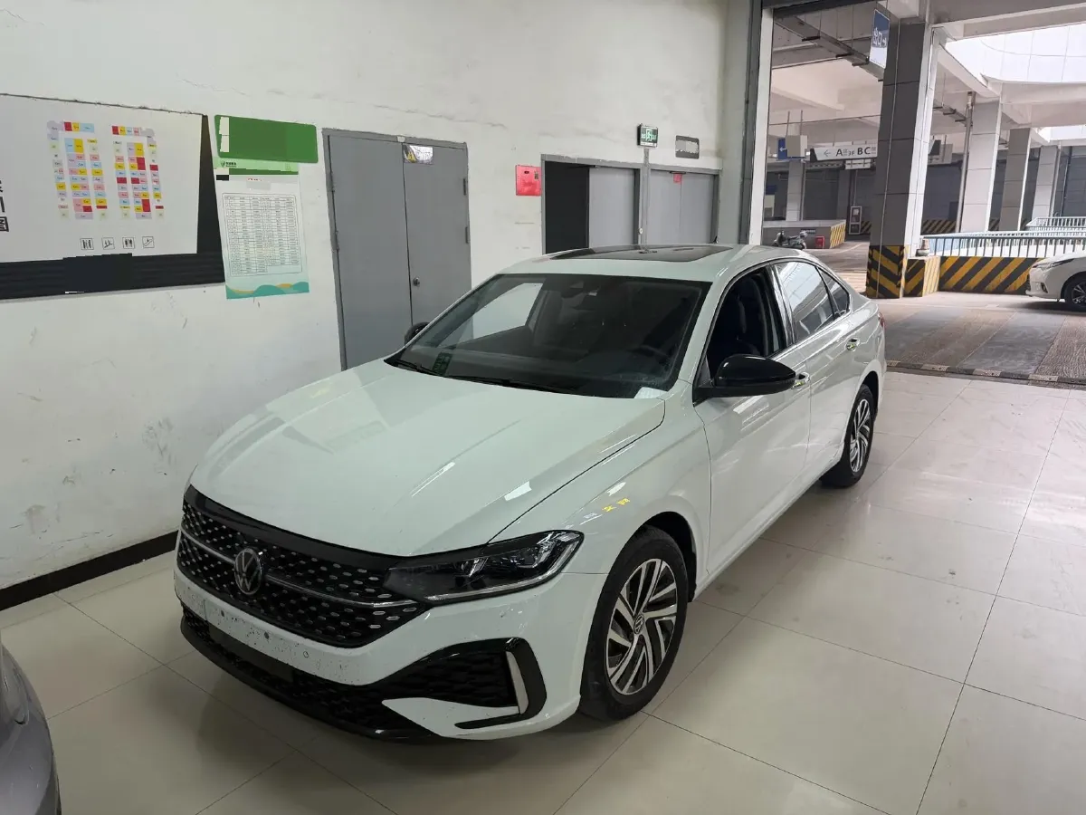 2024 Volkswagen Lavida 1.5T 160HP L4 7DCT,autocango,china used car exporter,china ev exporter,chinese used car exporter,chinese used ev exporter
