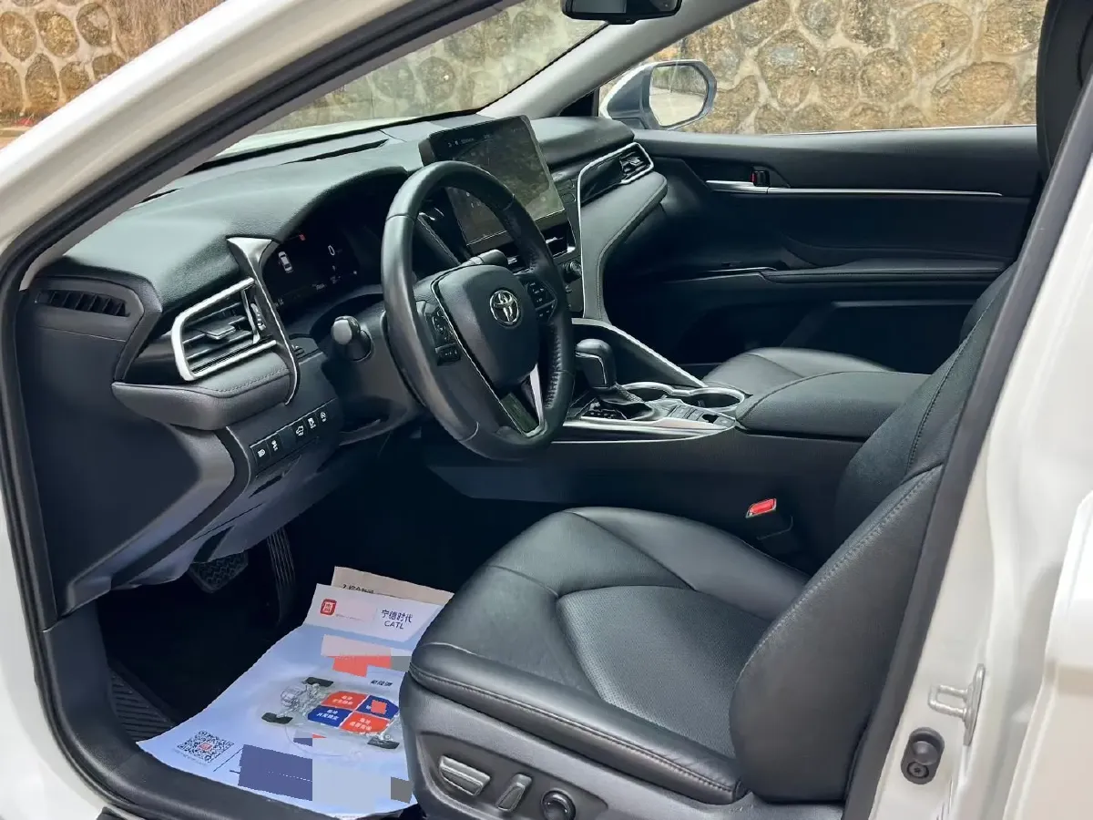 2023 Toyota Camry 2.5L 207HP L4 8AT,autocango,china used car exporter,china ev exporter,chinese used car exporter,chinese used ev exporter
