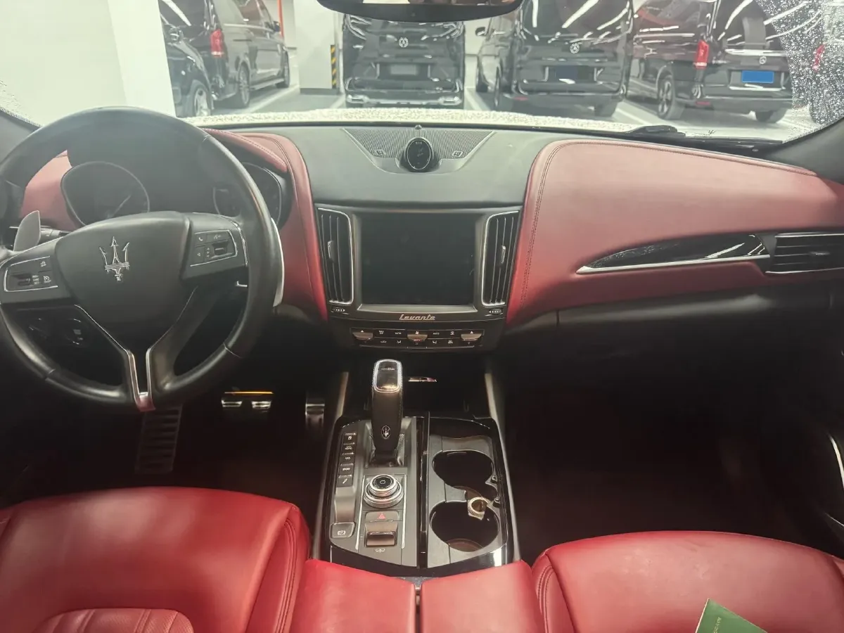 2019 Maserati Levante 3.0T 350HP V6 8AT,autocango,china used car exporter,china ev exporter,chinese used car exporter,chinese used ev exporter