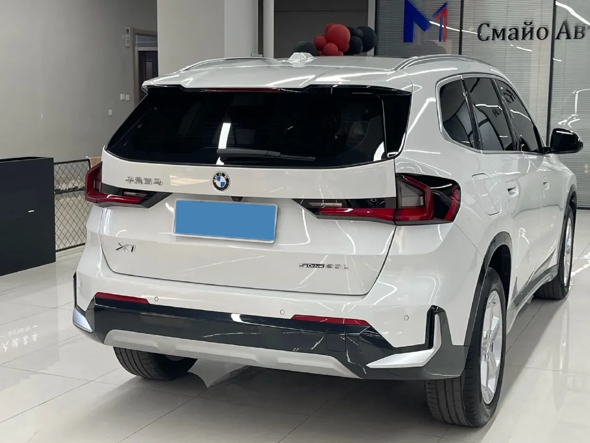 2023 BMW X1 1.5T 156HP L3 7DCT,autocango,china used car exporter,china ev exporter,chinese used car exporter,chinese used ev exporter