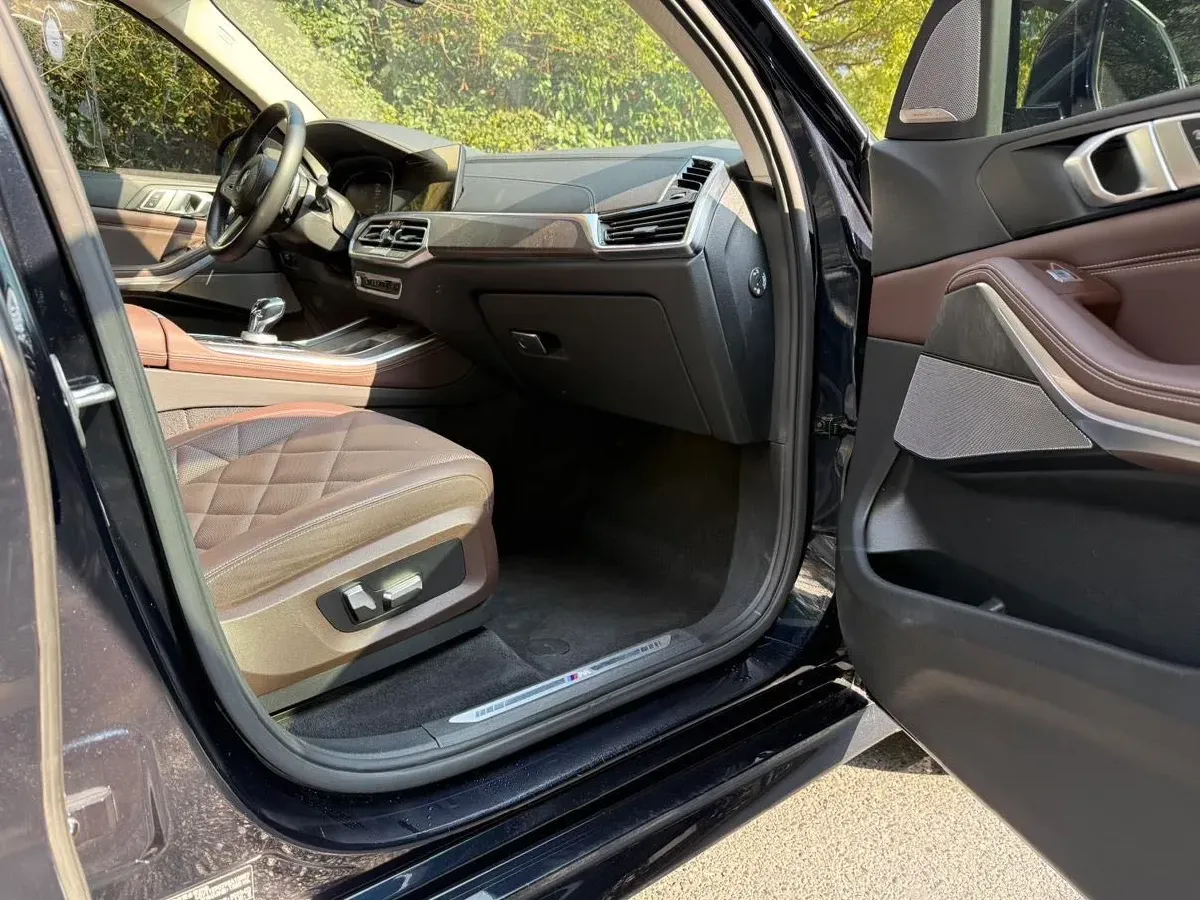 2022 BMW X5 2.0T 245HP L4 8AT,autocango,china used car exporter,china ev exporter,chinese used car exporter,chinese used ev exporter