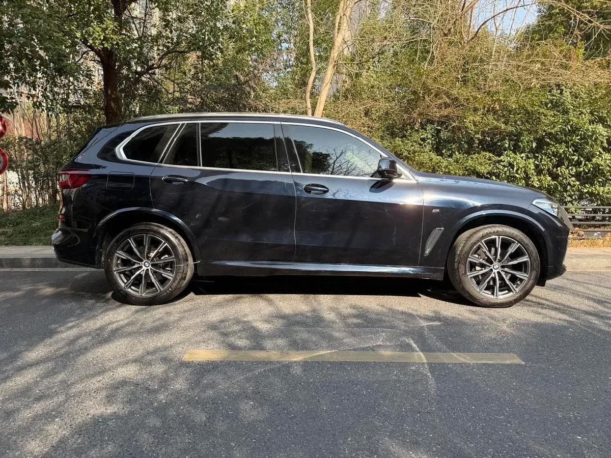 2022 BMW X5 2.0T 245HP L4 8AT,autocango,china used car exporter,china ev exporter,chinese used car exporter,chinese used ev exporter