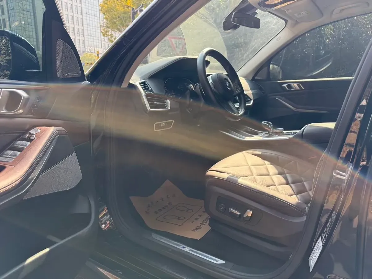 2022 BMW X5 2.0T 245HP L4 8AT,autocango,china used car exporter,china ev exporter,chinese used car exporter,chinese used ev exporter