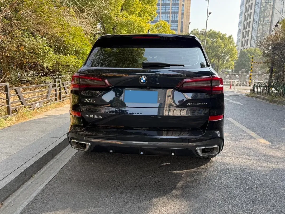 2022 BMW X5 2.0T 245HP L4 8AT,autocango,china used car exporter,china ev exporter,chinese used car exporter,chinese used ev exporter