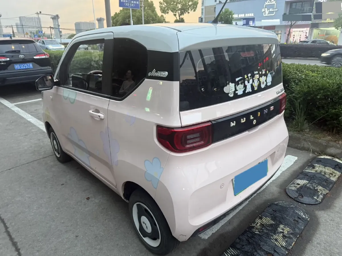 2022 WuLing HongGuang MINI EV BEV 13.8KWH,autocango,china used car exporter,china ev exporter,chinese used car exporter,chinese used ev exporter