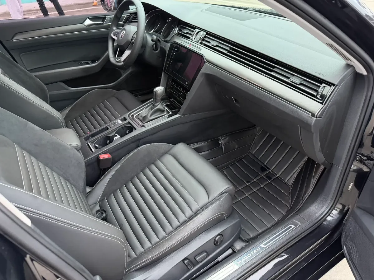 2020 Volkswagen Magotan 2.0T 186HP L4 7DCT,autocango,china used car exporter,china ev exporter,chinese used car exporter,chinese used ev exporter