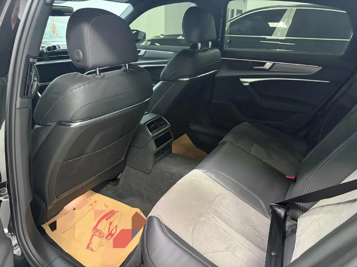 2022 Audi A6L 2.0T 224HP L4 7DCT,autocango,china used car exporter,china ev exporter,chinese used car exporter,chinese used ev exporter