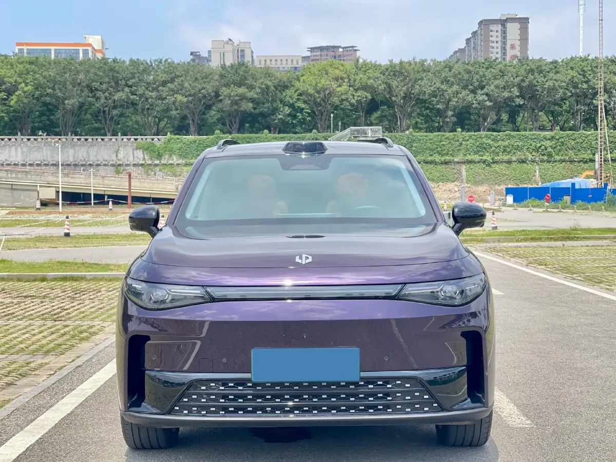 2024 Leapmotor C16 1.5L 95HP L4 REEV 28.4KWH,autocango,china used car exporter,china ev exporter,chinese used car exporter,chinese used ev exporter