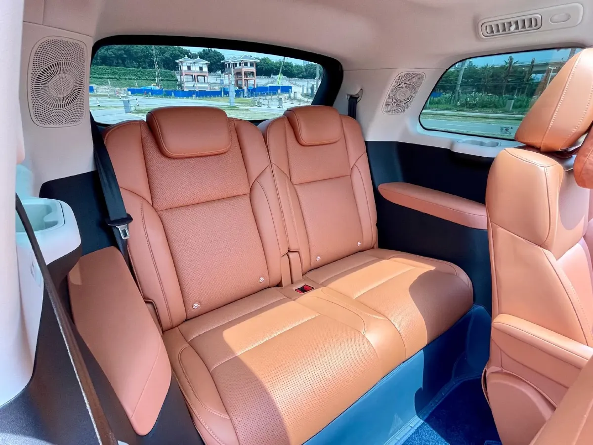 2024 Leapmotor C16 1.5L 95HP L4 REEV 28.4KWH,autocango,china used car exporter,china ev exporter,chinese used car exporter,chinese used ev exporter