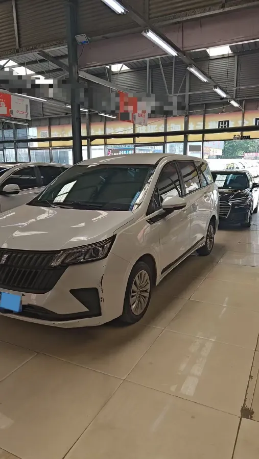 2022 WuLing ZhengChen 2.0L 136HP L4 6MT,autocango,china used car exporter,china ev exporter,chinese used car exporter,chinese used ev exporter