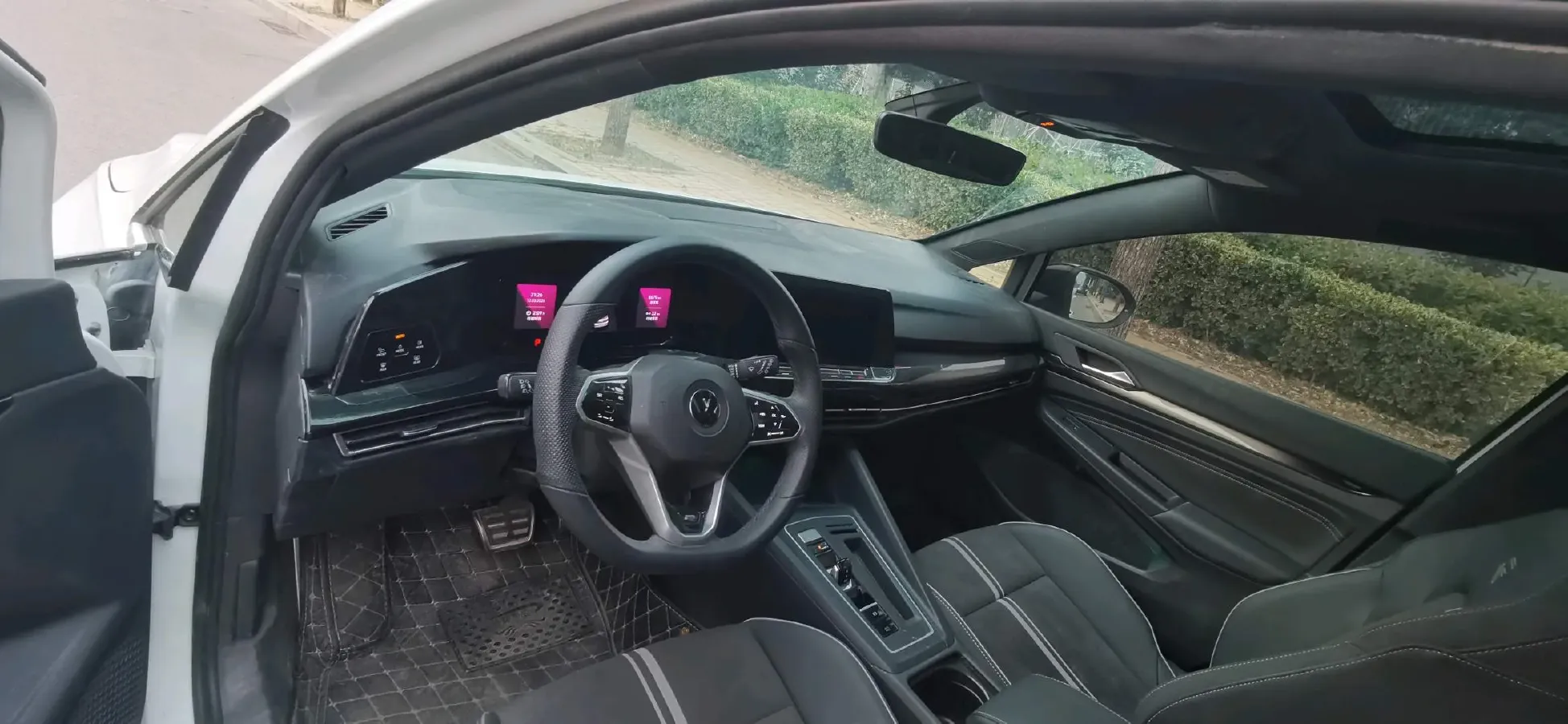 2023 Volkswagen Golf 1.4T 150HP L4 7DCT,autocango,china used car exporter,china ev exporter,chinese used car exporter,chinese used ev exporter