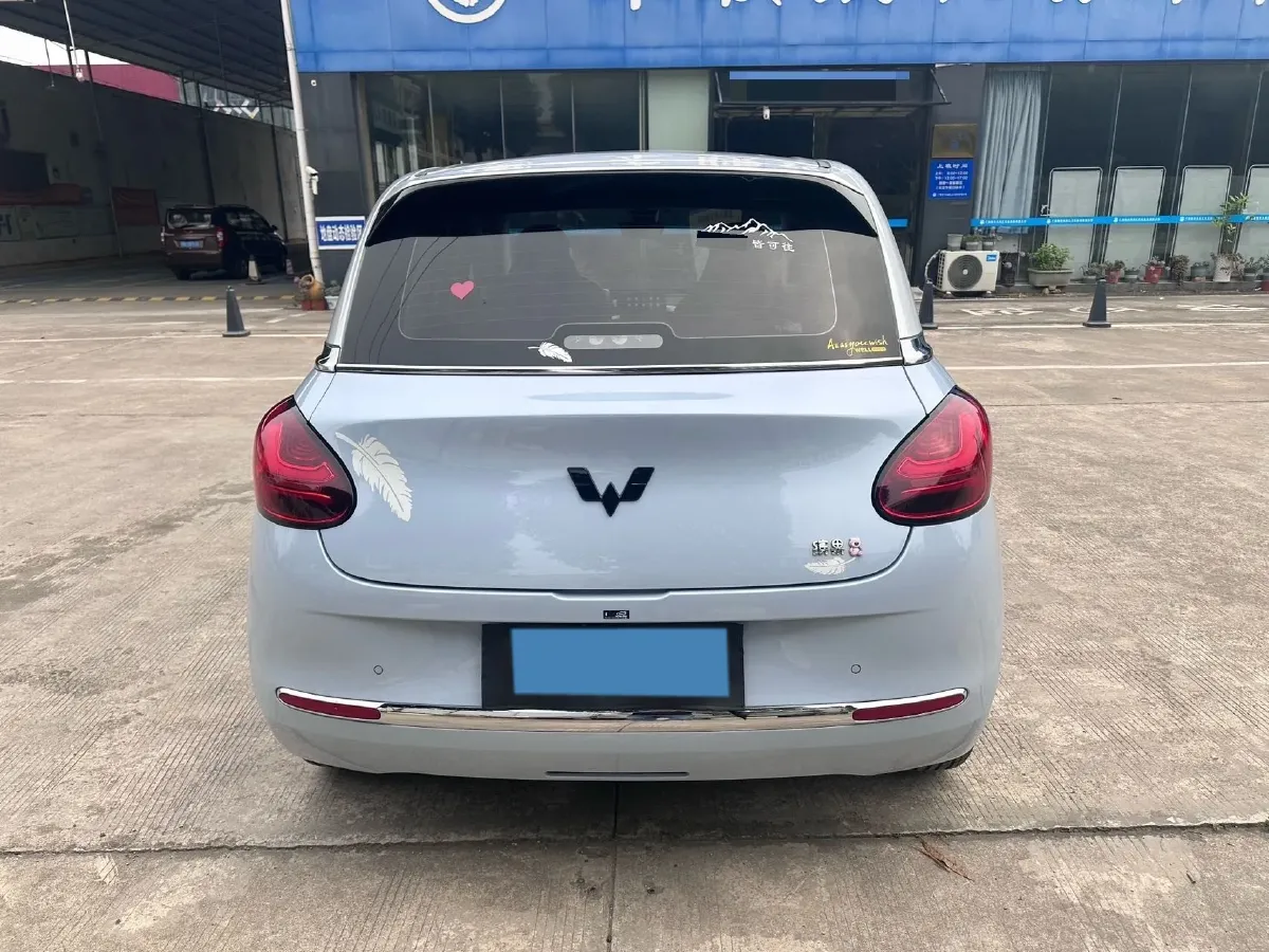 2023 WuLing BinGuo BEV 37.9KWH,autocango,china used car exporter,china ev exporter,chinese used car exporter,chinese used ev exporter