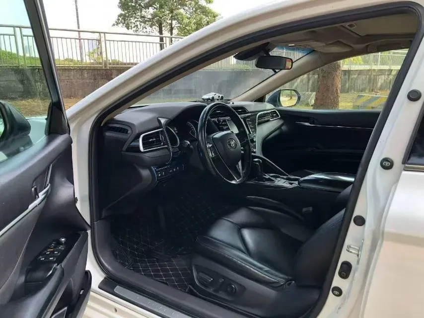 2018 Toyota Camry 2.0L 169HP L4 6AT,autocango,china used car exporter,china ev exporter,chinese used car exporter,chinese used ev exporter