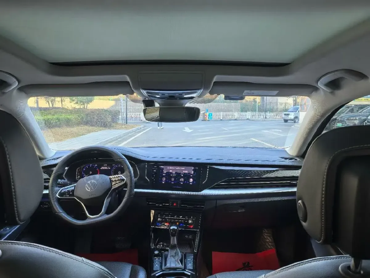 2024 Volkswagen Passat 2.0T 186HP L4 7DCT,autocango,china used car exporter,china ev exporter,chinese used car exporter,chinese used ev exporter