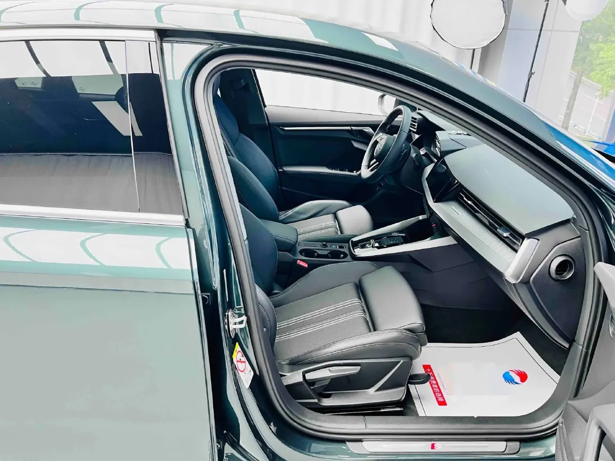 2022 Audi A3 1.4T 150HP L4 7DCT,autocango,china used car exporter,china ev exporter,chinese used car exporter,chinese used ev exporter