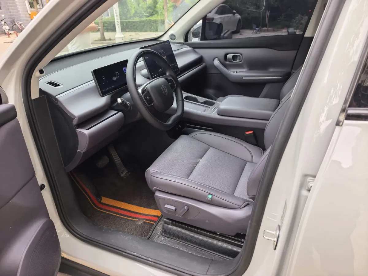 2026 Leapmotor C10 1.5L 95HP L4 REEV,autocango,china used car exporter,china ev exporter,chinese used car exporter,chinese used ev exporter