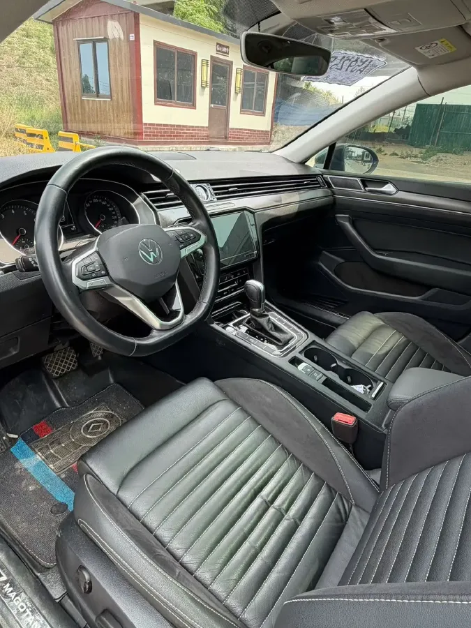 2020 Volkswagen Magotan 2.0T 186HP L4 7DCT,autocango,china used car exporter,china ev exporter,chinese used car exporter,chinese used ev exporter