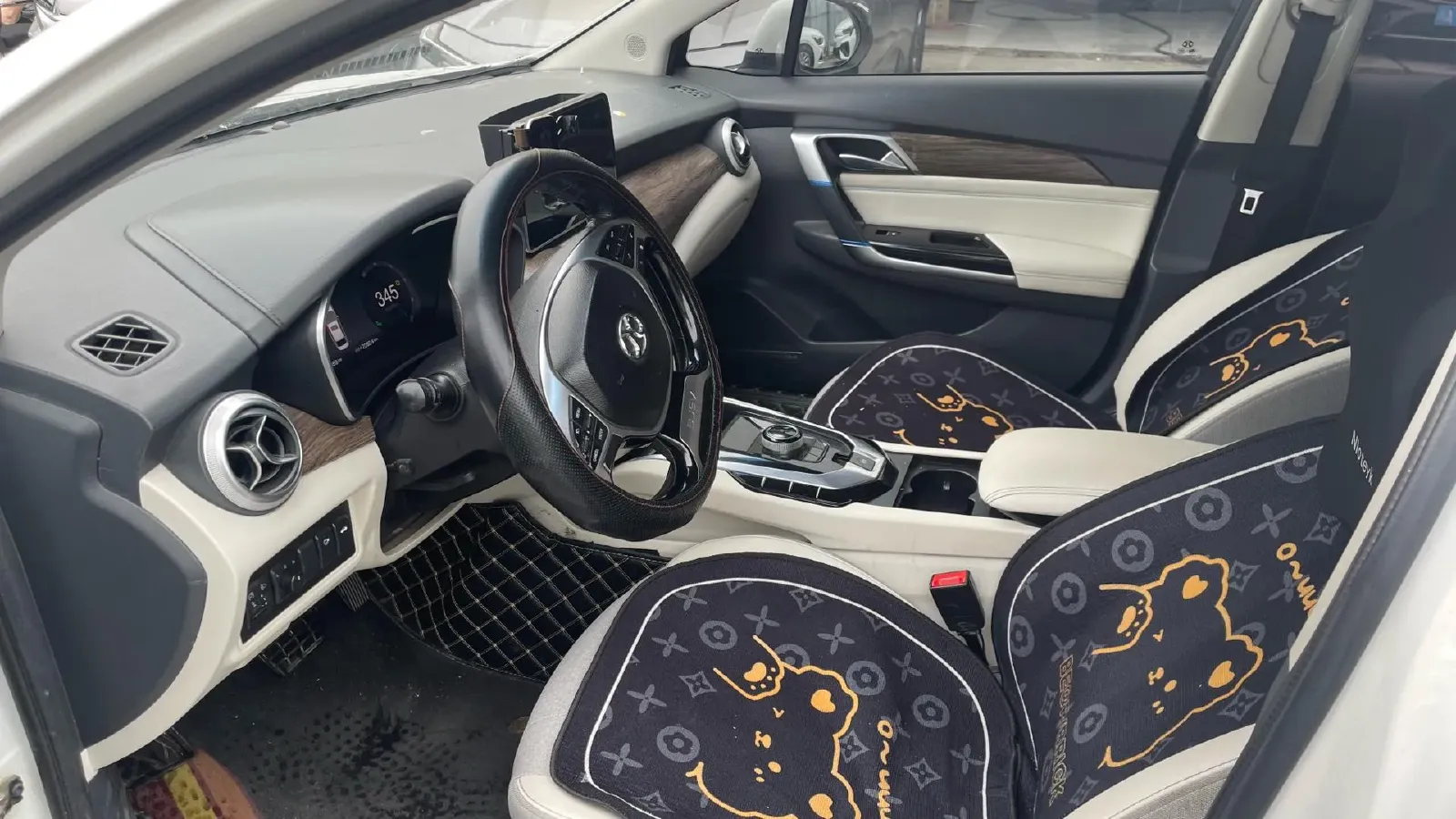 2018 BeiJing Auto EU5 BEV 60.23KWH,autocango,china used car exporter,china ev exporter,chinese used car exporter,chinese used ev exporter