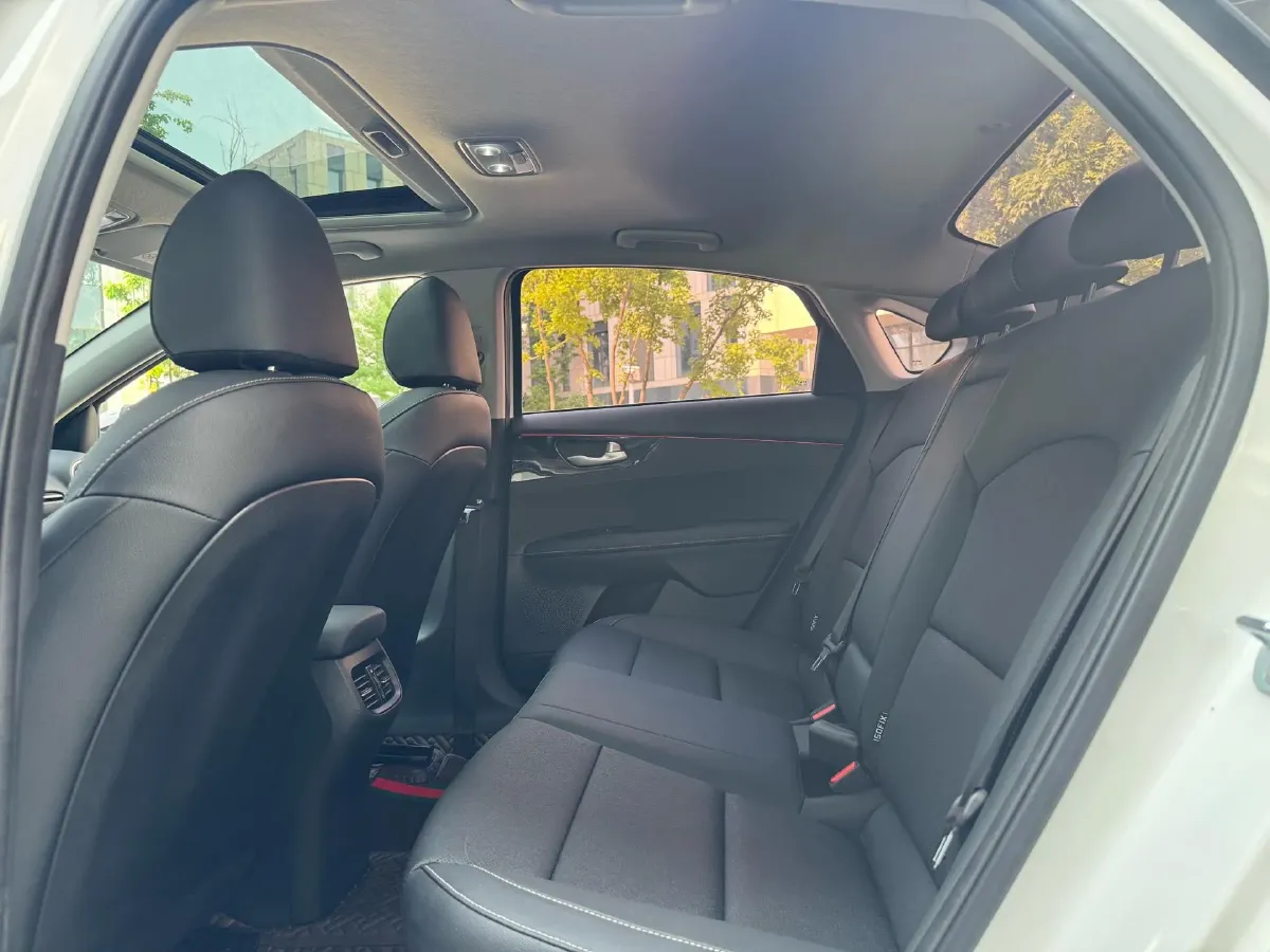 2021 Kia K3 1.5L 115HP L4 CVT,autocango,china used car exporter,china ev exporter,chinese used car exporter,chinese used ev exporter