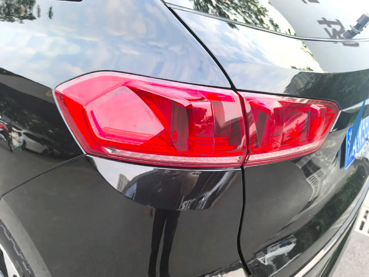 2017 WEY VV7 2.0T 234HP L4 7DCT,autocango,china used car exporter,china ev exporter,chinese used car exporter,chinese used ev exporter