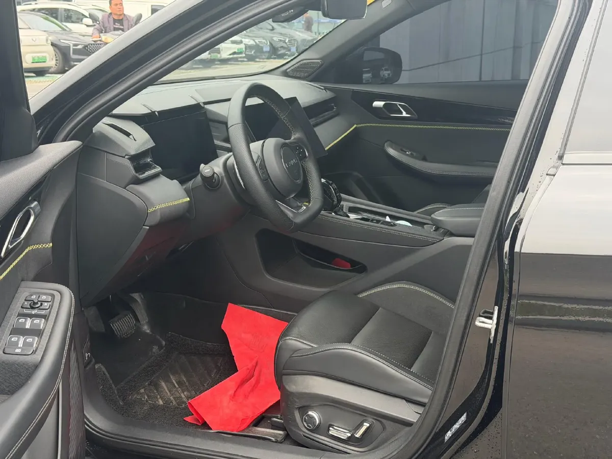 2023 LYNK&CO 03 2.0T 254HP L4 7DCT,autocango,china used car exporter,china ev exporter,chinese used car exporter,chinese used ev exporter