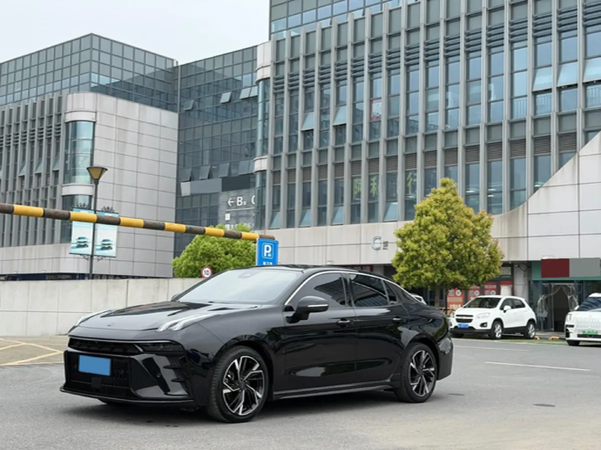 2023 LYNK&CO 03 2.0T 254HP L4 7DCT,autocango,china used car exporter,china ev exporter,chinese used car exporter,chinese used ev exporter