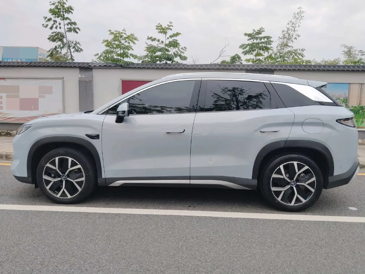 2025 BYD SongL DM-i 1.5L 101HP L4 E-CVT PHEV 26.6KWH,autocango,china used car exporter,china ev exporter,chinese used car exporter,chinese used ev exporter