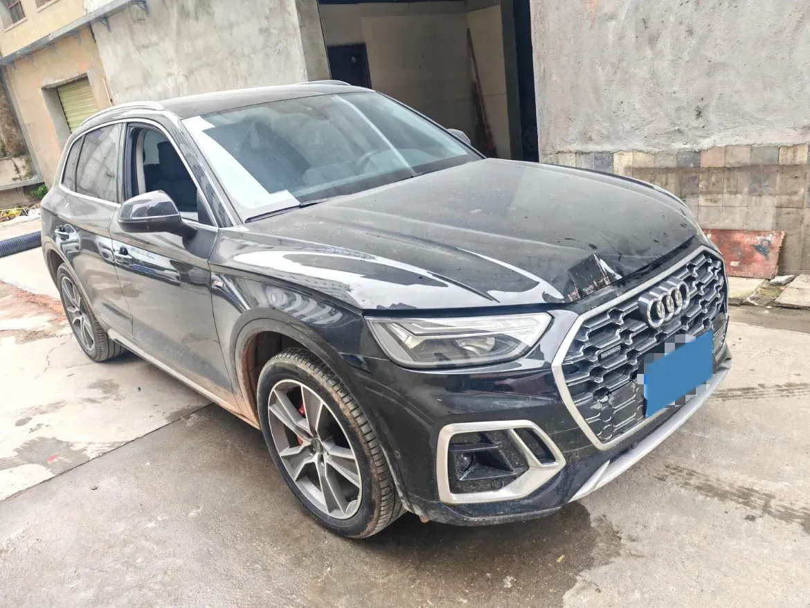 2023 Audi Q5L 2.0T 245HP L4 7DCT,autocango,china used car exporter,china ev exporter,chinese used car exporter,chinese used ev exporter