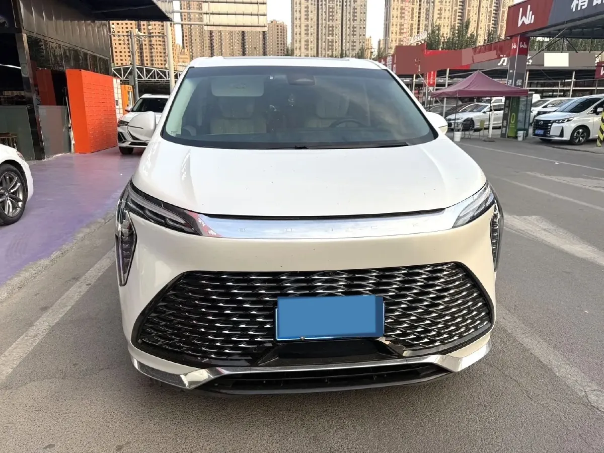 2023 Buick Century 2.0T 237HP L4 9AT,autocango,china used car exporter,china ev exporter,chinese used car exporter,chinese used ev exporter