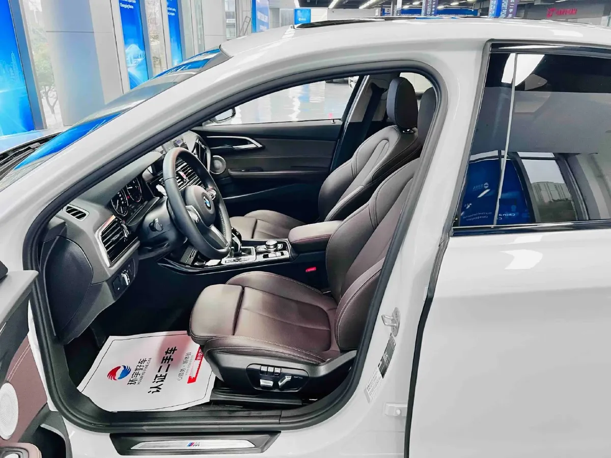 2023 BMW 1 Series 1.5T 136HP L3 7DCT,autocango,china used car exporter,china ev exporter,chinese used car exporter,chinese used ev exporter